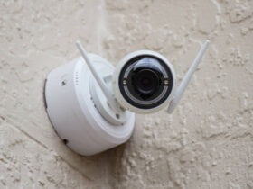 Camera surveillance extérieure