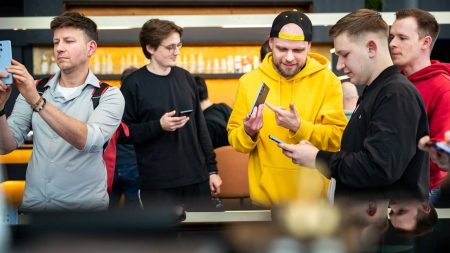 Galaxy S26 : Gemini peut désormais commander votre repas ou un taxi à votre place Samsung-Galaxy-S26-Launch3 (1)