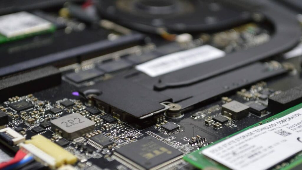 Composants PC Portables ram ssd (1)