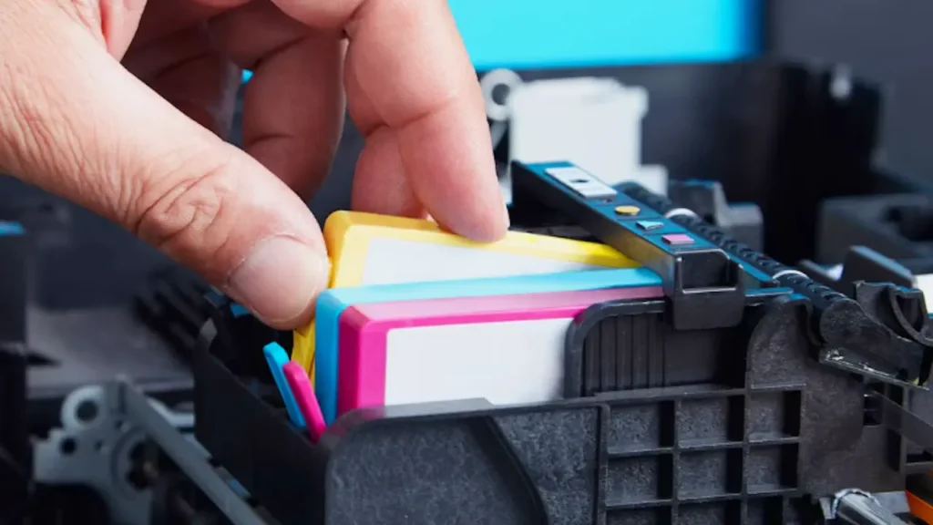 changement de cartouches d'encre vides